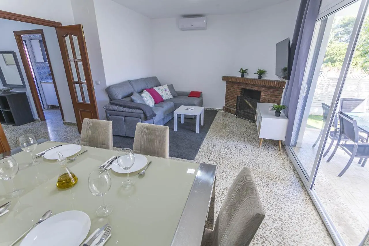 Canovas Nerja - Casa Parador Con Jardin Privado En Centro Nerja Сasa de vacaciones