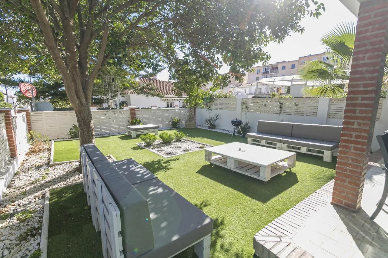 Canovas Nerja - Casa Parador Con Jardin Privado En Centro Nerja Сasa de vacaciones